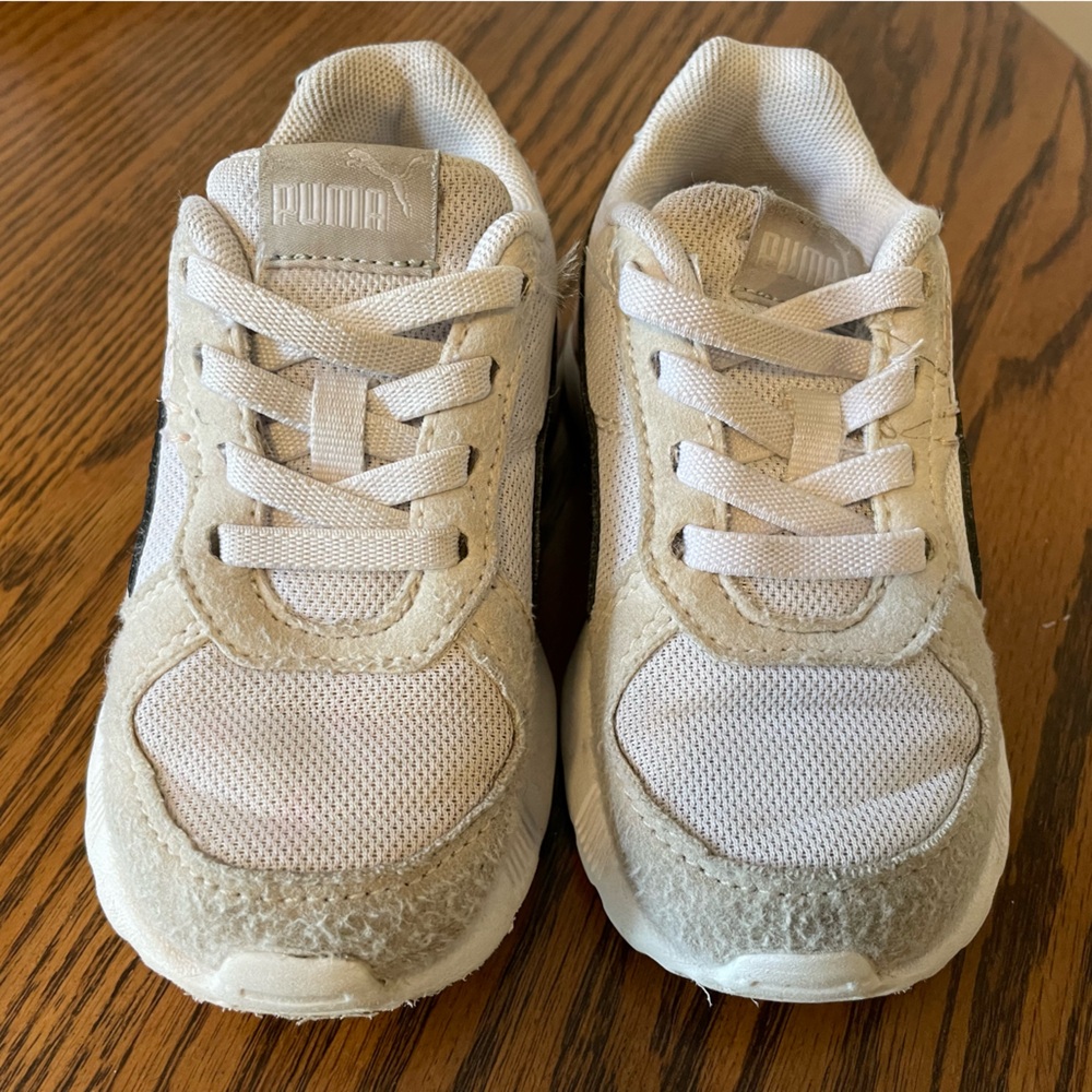 Puma Kids' Cream and White Sneakers - Picture 5 of 6